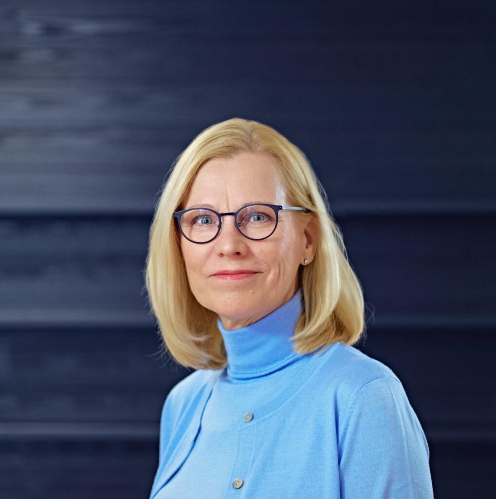 Headshot of Sanna Järvelä
